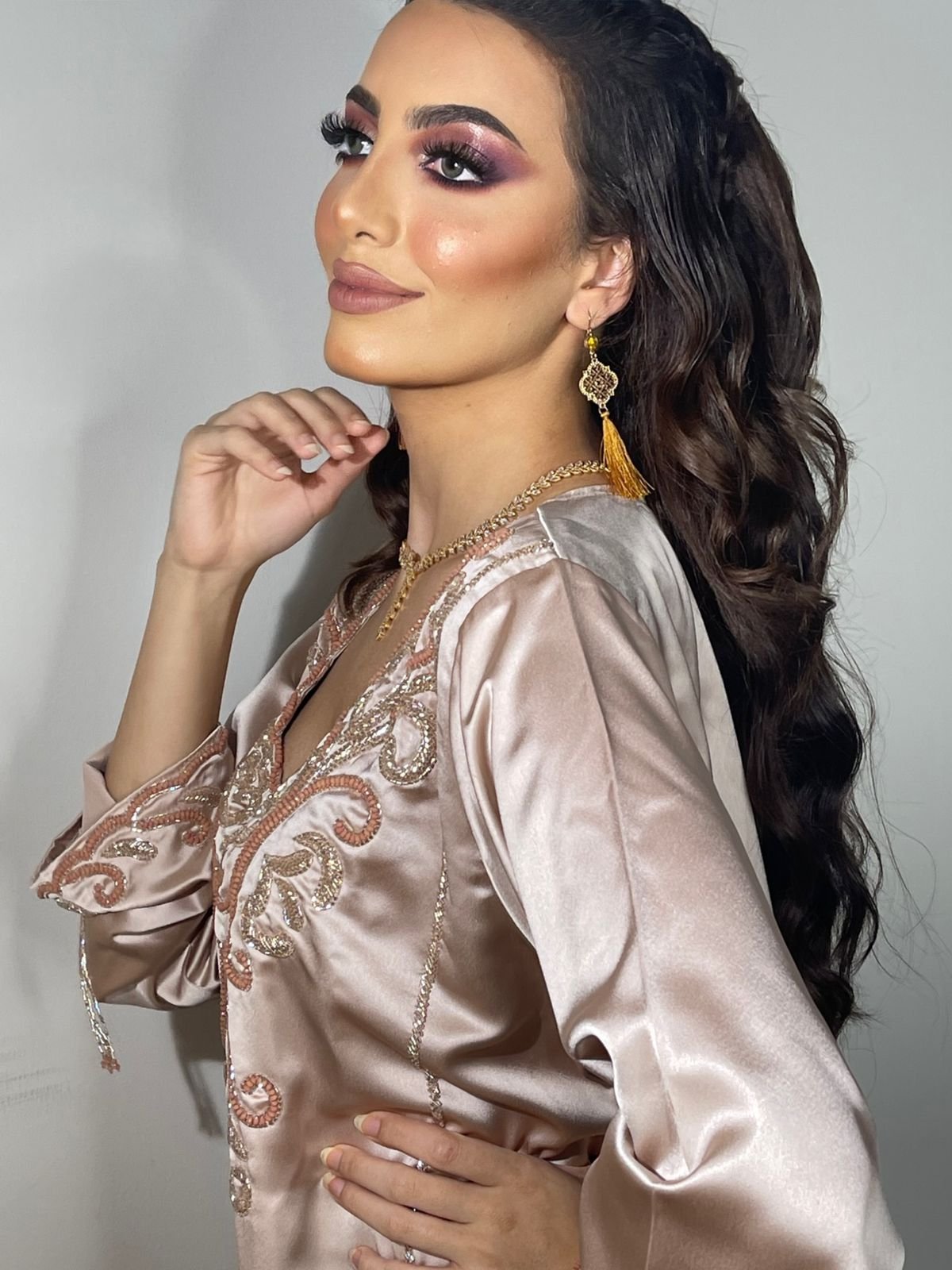 اعمالي للمكياج