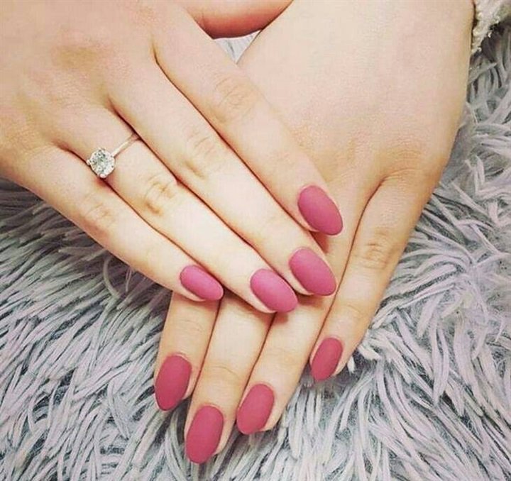 مانيكير وبديكير